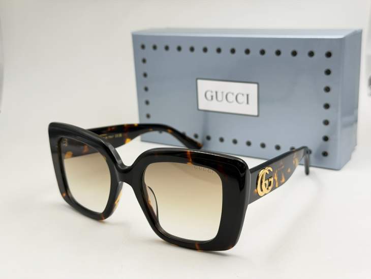 Picture of Gucci Sunglasses _SKUfw79165358fw